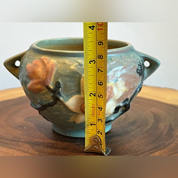 Magnolia Roseville Jardinier Pot - Picture 7 of 10